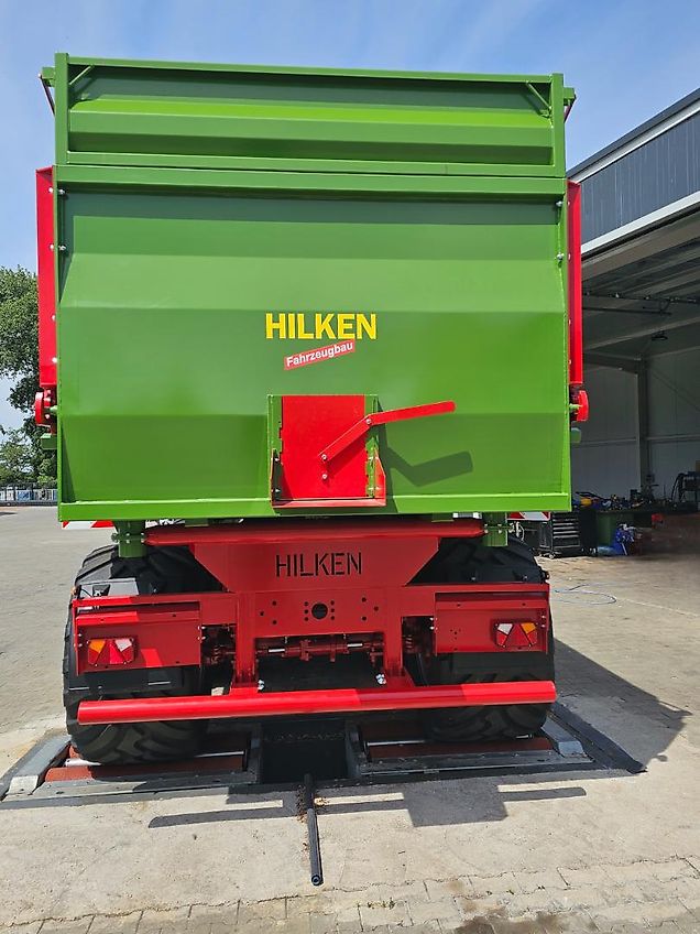 Hilken Muldenkipper, MKR8600, Hardox-Boden, Reifen 650/55R26,5, Lenkachse, Häckselaufsätze 800m