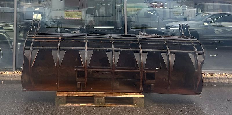 Bressel und Lade Silagebeißschaufel Typ S