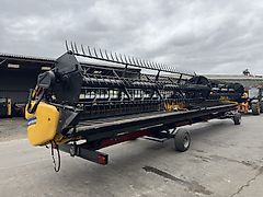 New Holland 8Z40 Draper Header