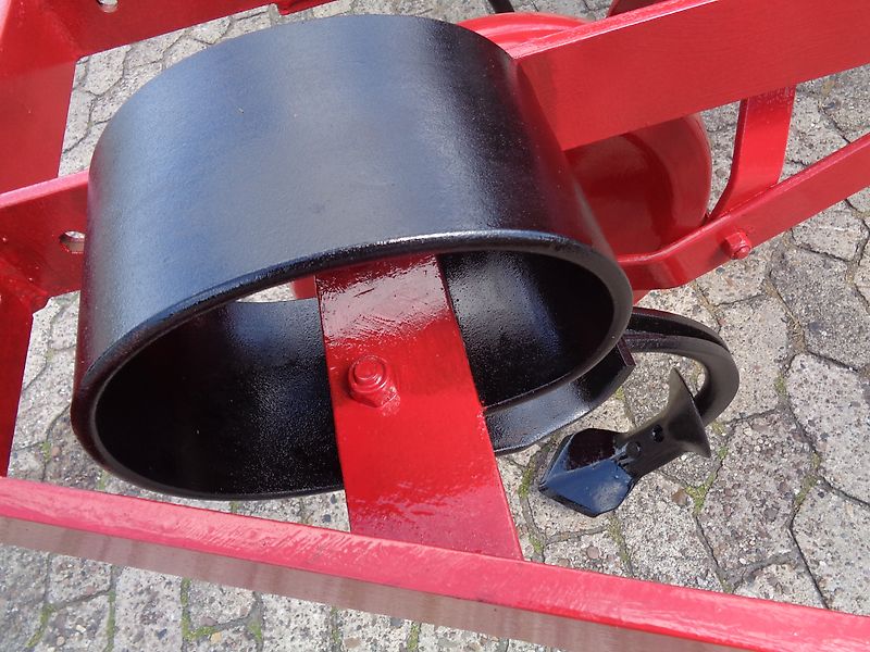 Kongskilde Kongskilde/Becker Kongskilde Vibro Flex Front Grubber&Heckgrubber 3m mit 9 Stielen an Grubberscharen 2Tützräder zur Optimalen Arbeitstiefeneinstellung