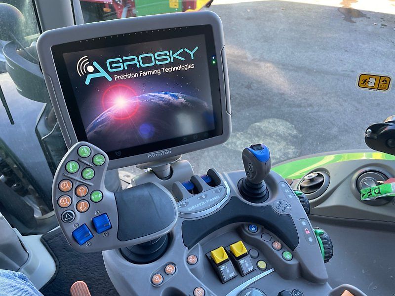 Deutz-Fahr 6215 TTV Agrotron *Neuer Motor*