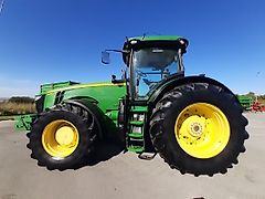 John Deere 8 R345