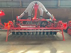 Kverneland F-drill Kouterbalk