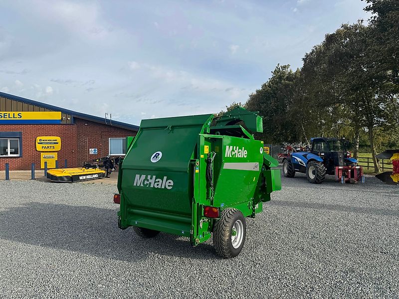 McHale NEW McHale C460 Bale Shredder/Feeder For Sale