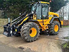 JCB 435S