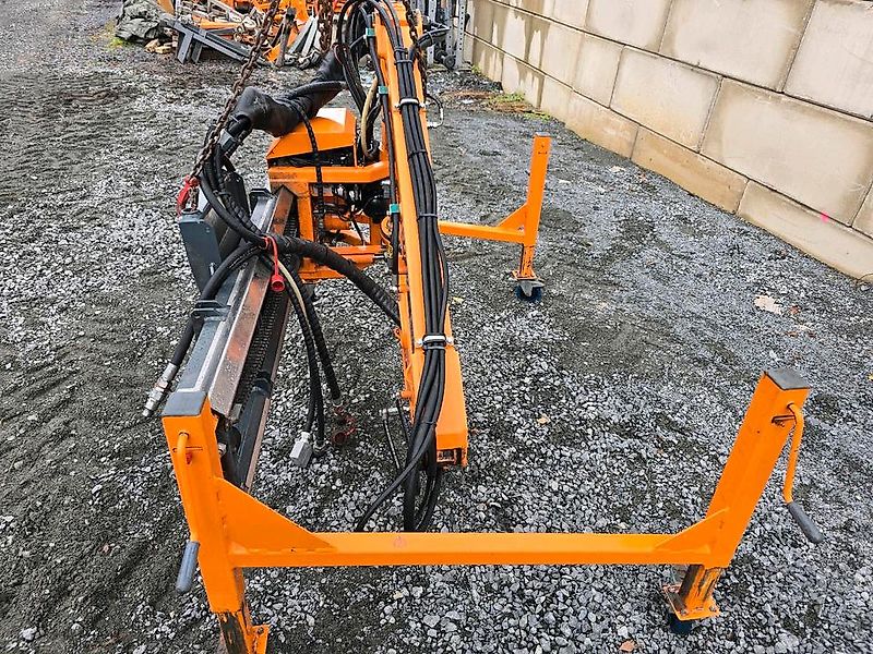 Fiedler FFA 400 M Mähausleger für Multicar M30 Ladog Böschungsmäher Böschungsmulcher Hangmäher