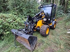 JCB 403