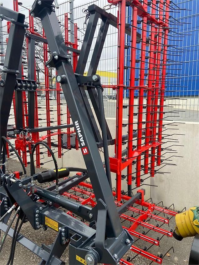 Saphir Ackerstriegel Weedstar 600 hydr. Zinkenverstellung