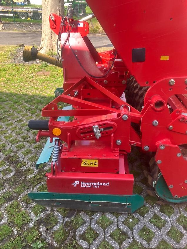 Kverneland NG M 101 / MC Drill Pro