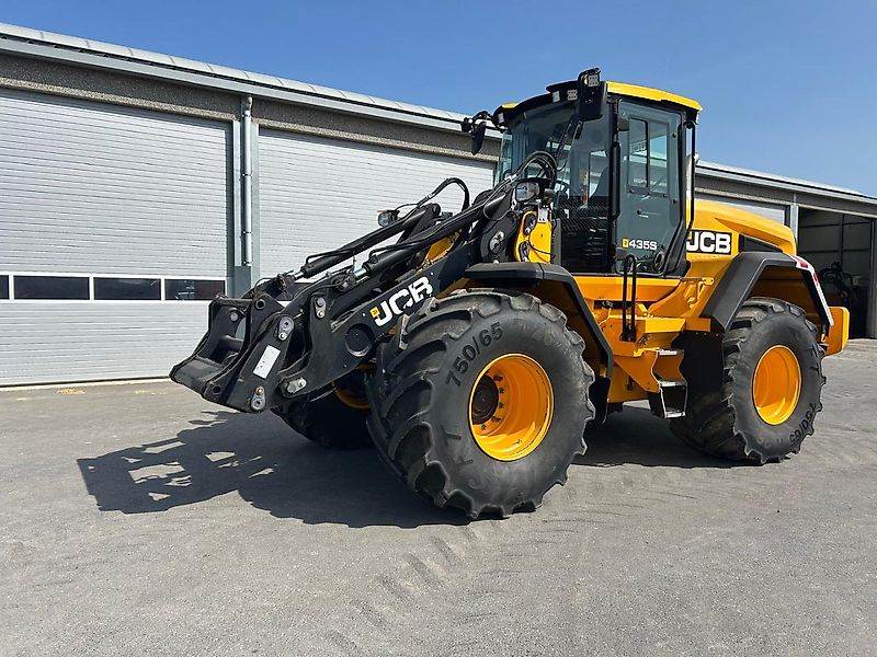 JCB 435S