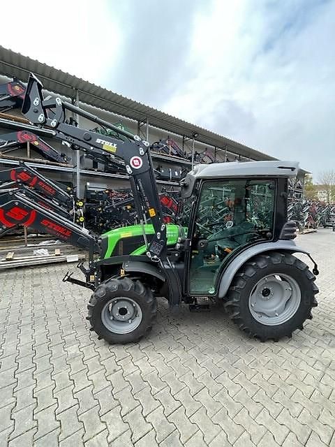 Deutz-Fahr 3060 mit Komfort Kabine und Stoll Frontlader 350 FC oder auch ohne Frontlader