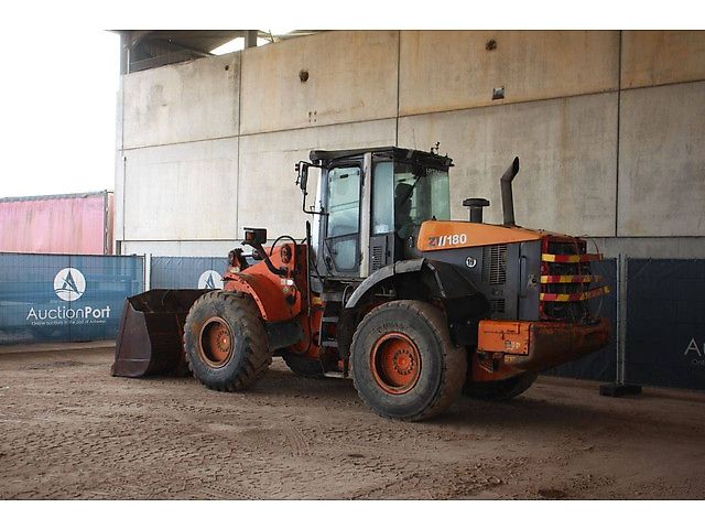 Hitachi ZW180