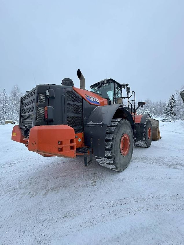 Hitachi ZW 370-6
