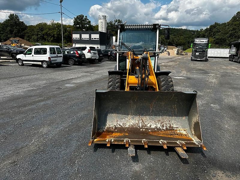 Liebherr L 504 inkl Schaufel und Gabel Nettopreis 40980