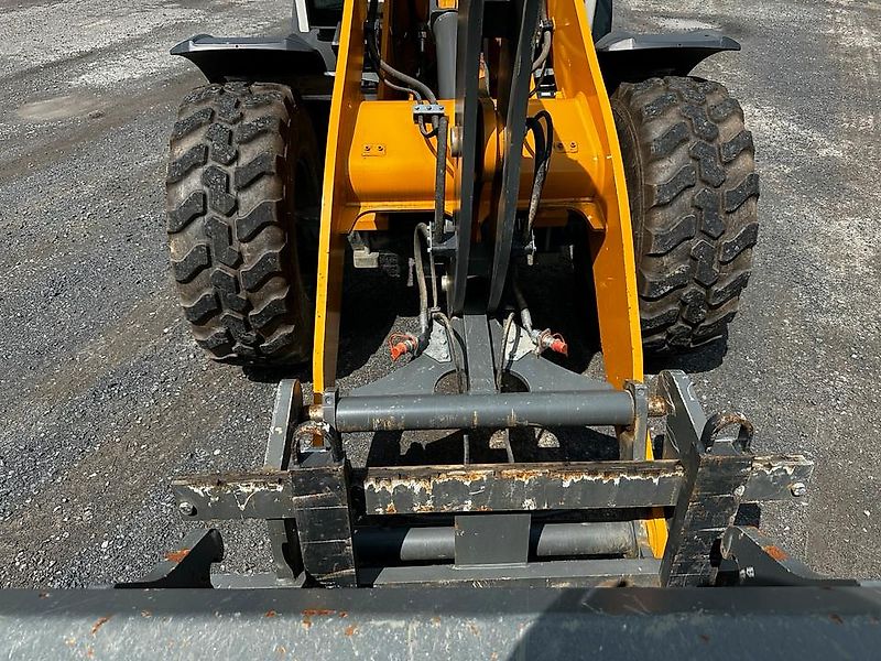 Liebherr L 504 inkl Schaufel und Gabel Nettopreis 40980