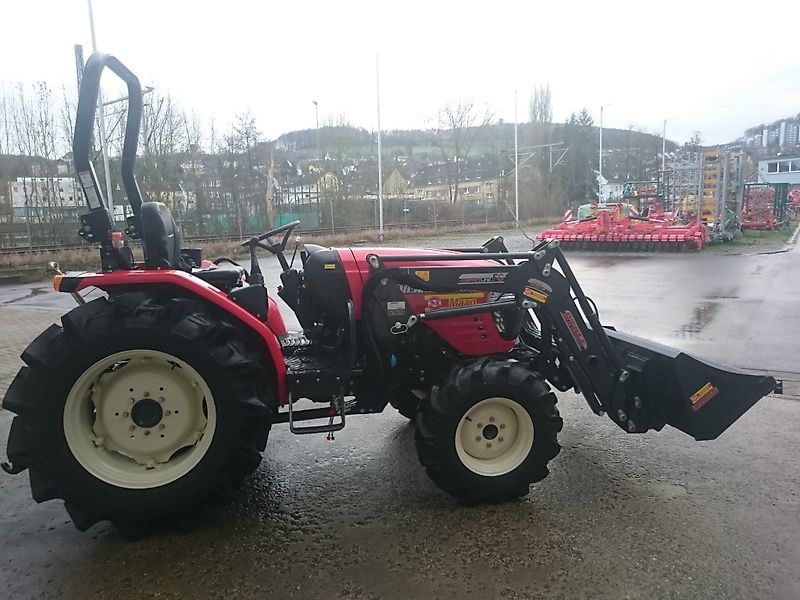 Branson 5025 R Allrad