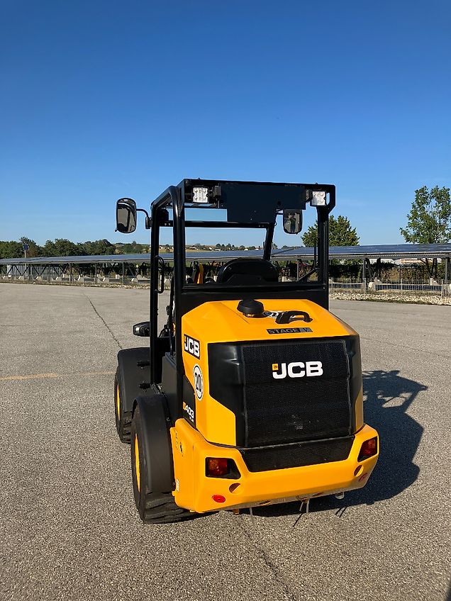 JCB 403 PLUS AGRI