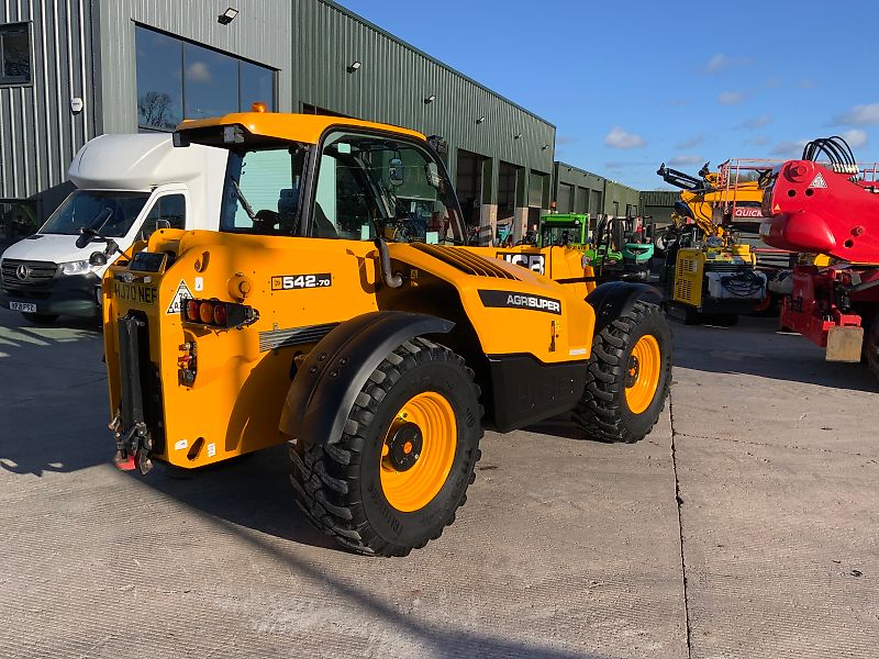 JCB 542-70 Agri Super Telehandler (ST25190)