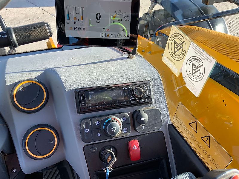 JCB 542-70 Agri Super Telehandler (ST25190)