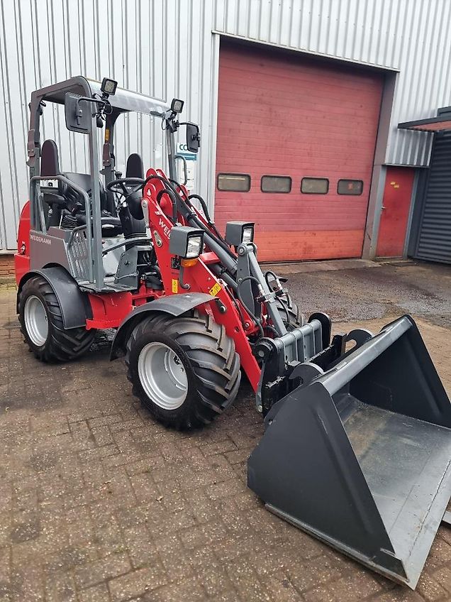Weidemann Weideman 1160 mini shovel