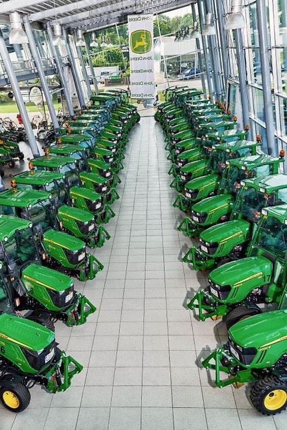 John Deere X584