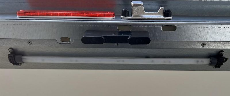 Brenderup Kofferanhänger mit Verkaufsklappe 2500 kg 3,5 m Koffer