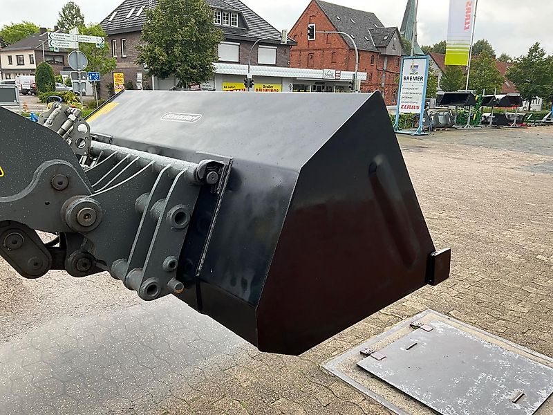 Düvelsdorf ERDSCHAUFEL 1800 EURO Aufnahme