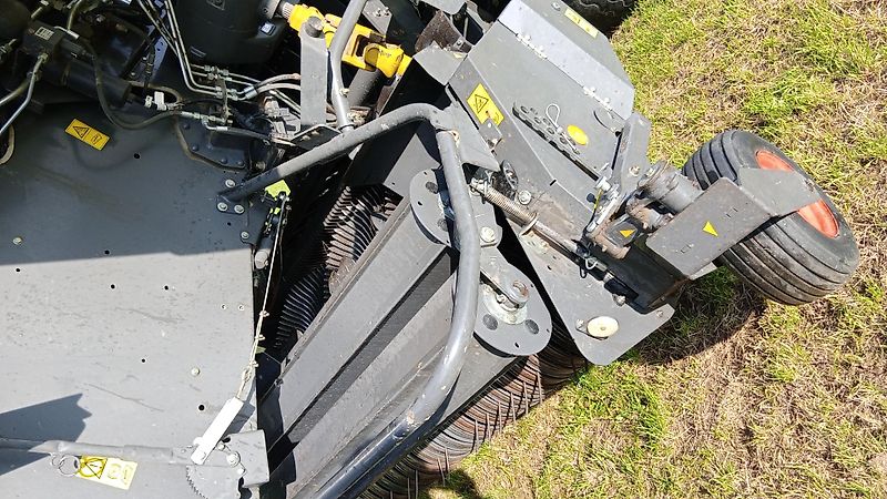 Claas Quadrant 5200 FC