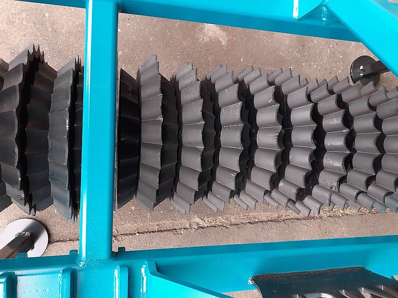 BM Maschinenbau Frontpacker Sonderposten 1,5m Zahnwalzringe Zahnringwalze 450/500