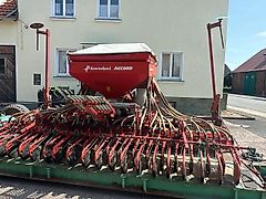 Kuhn 4,50m Kreiselegge mit Accord DA-S Rollscharmaschine und Tieflader, Zustand s. Fotos