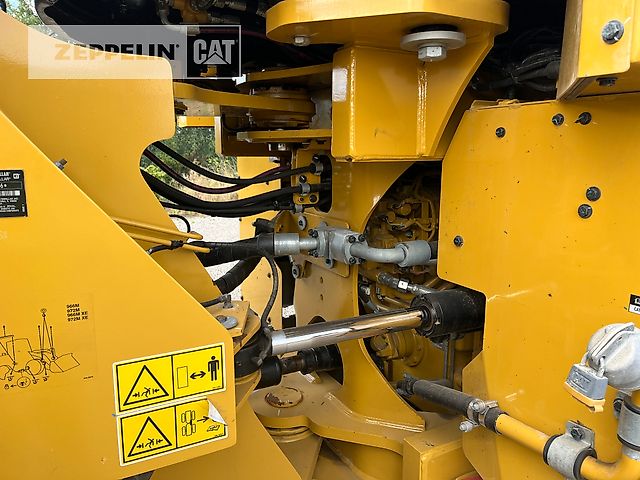 Caterpillar 966M