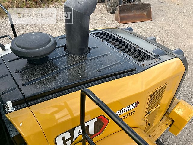 Caterpillar 966M