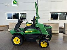 John Deere 1570