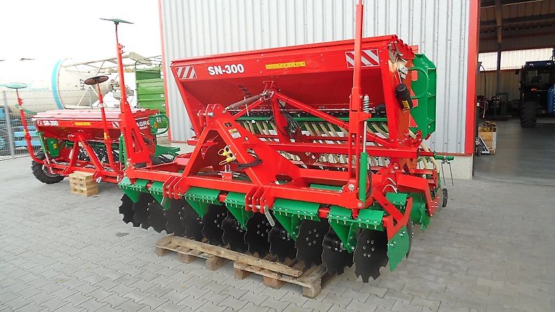 AGRO-MASZ SN300 + Anbauaggregat ANT30
