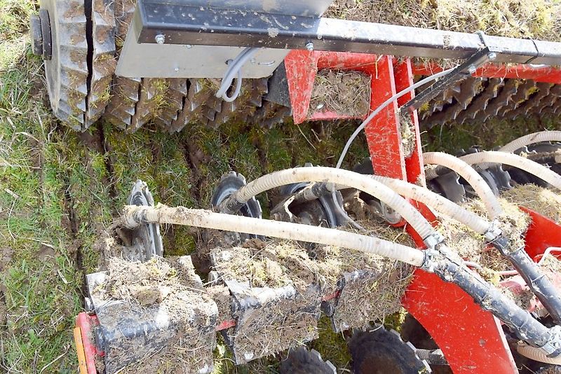 SMS Smart 300 + APV PS Direktsaatmaschine