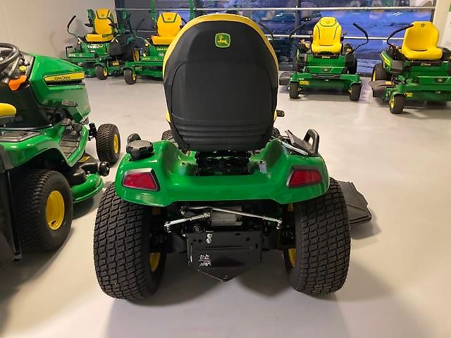 John Deere X584