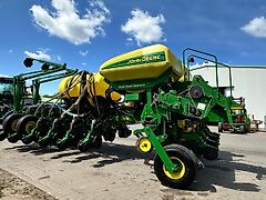 John Deere 1770NT CCS Seed Delivery