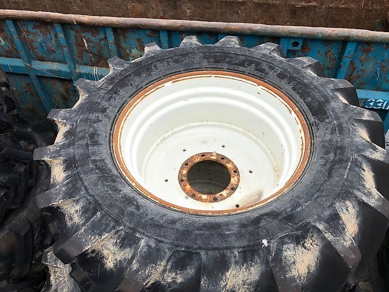 New Holland KUP, Forsträder, New Holland FR