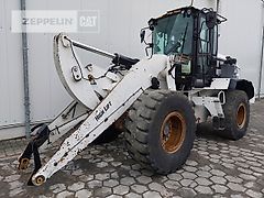 Caterpillar 938M