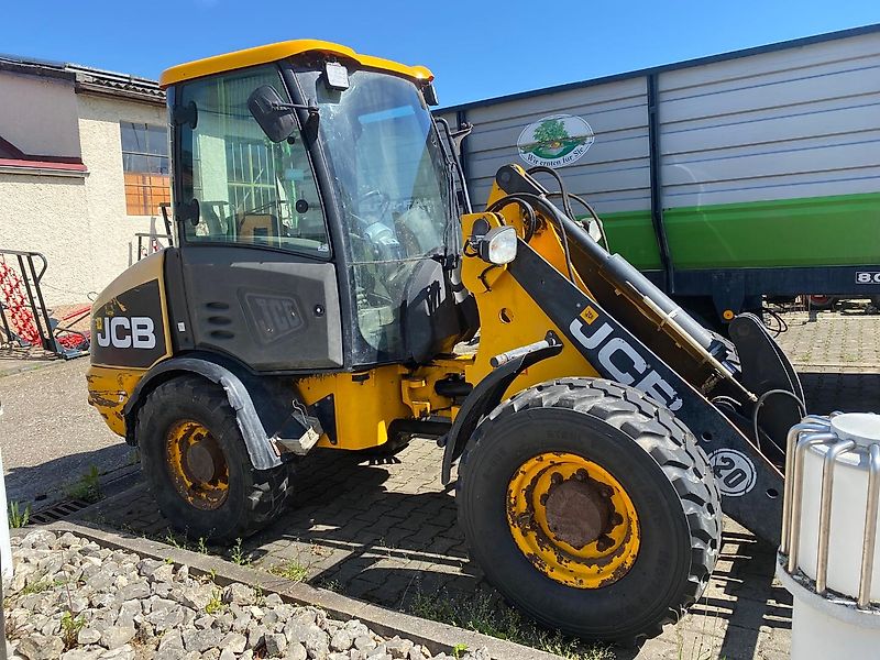 JCB 406