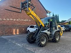 Kramer 480, BJ 2008, 8390 BST, Allradlenkung, Glas der Türen defekt, Rahmen und Schlösser vorh., Schaufel und Palettengabel, MOTOR QUALMT BLAU!!!