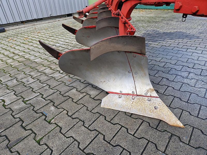 Niemeyer 6-Schar Beetpflug