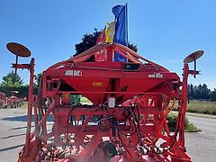 Kuhn Kreiselegge HR3003D mit Sämaschine Venta AL 302