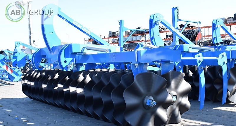 INTER-TECH agregat przedni talerzowy 3m z włóką