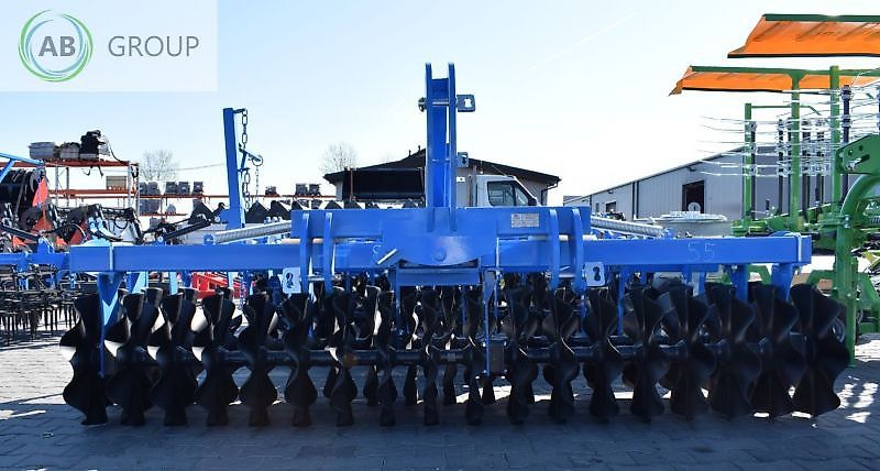 INTER-TECH agregat przedni talerzowy 3m z włóką