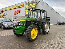 John Deere 2850