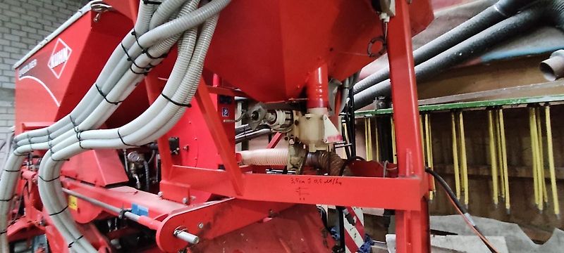 Kuhn Speedliner // Claydon Hybrid