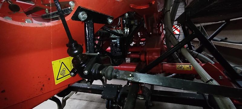 Kuhn Speedliner // Claydon Hybrid