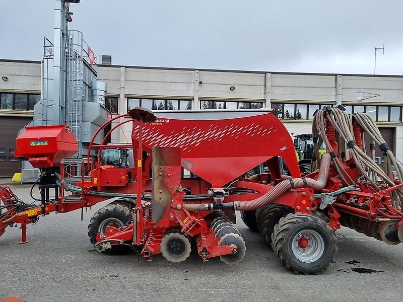 Kverneland U-DRILL 3000 PLUS