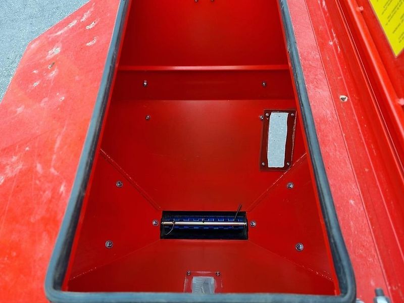 Kverneland U-DRILL 3000 PLUS